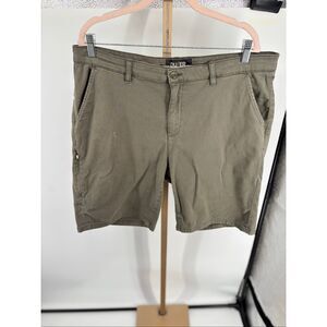 DU/ER Live Free Journey Shorts Stretch Chino Size 38 Mens Green Cotton DUER